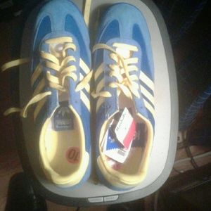 Adidas Dragon Athletic Shoes